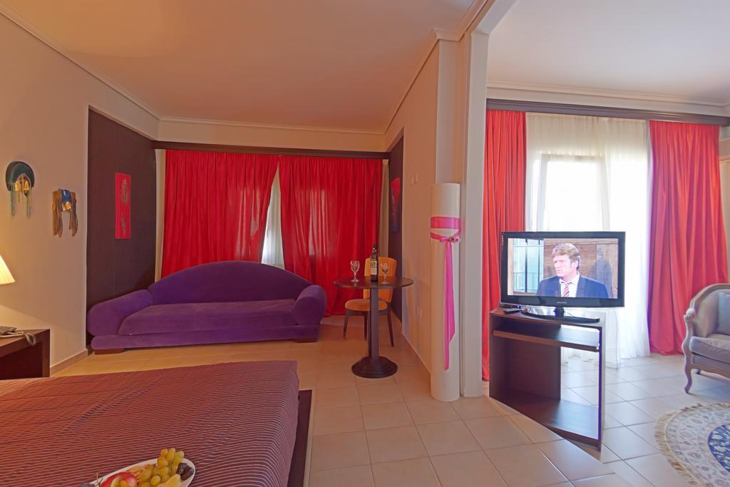 Grand Platon Hotel Olympiaki Akti Bagian luar foto