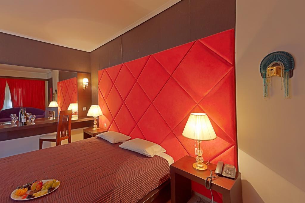 Grand Platon Hotel Olympiaki Akti Bagian luar foto