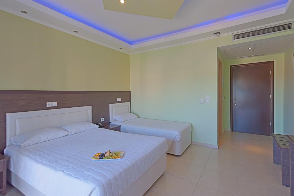 Grand Platon Hotel Olympiaki Akti Bagian luar foto