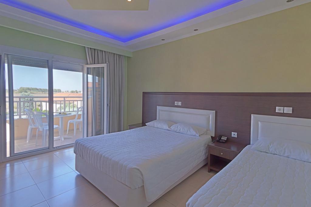 Grand Platon Hotel Olympiaki Akti Bagian luar foto