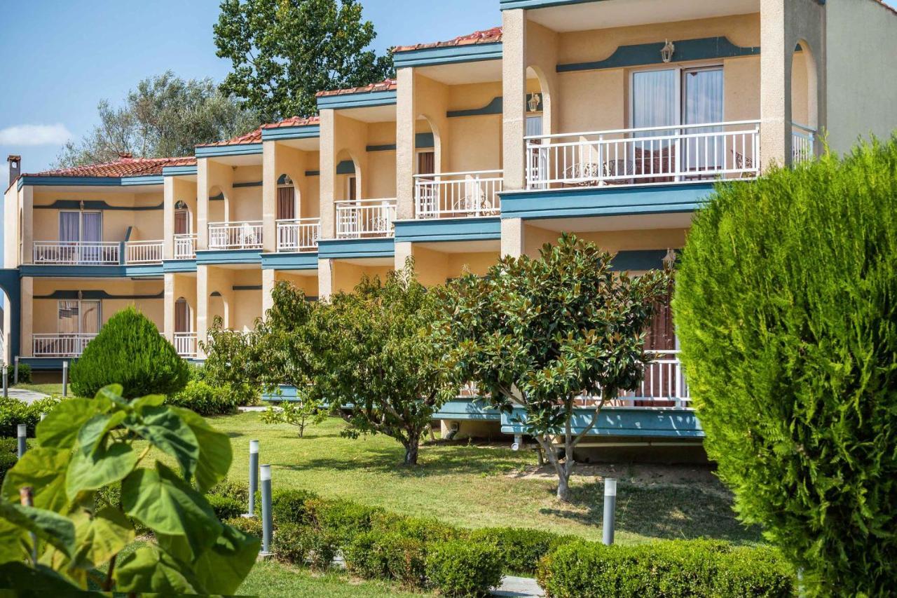 Grand Platon Hotel Olympiaki Akti Bagian luar foto